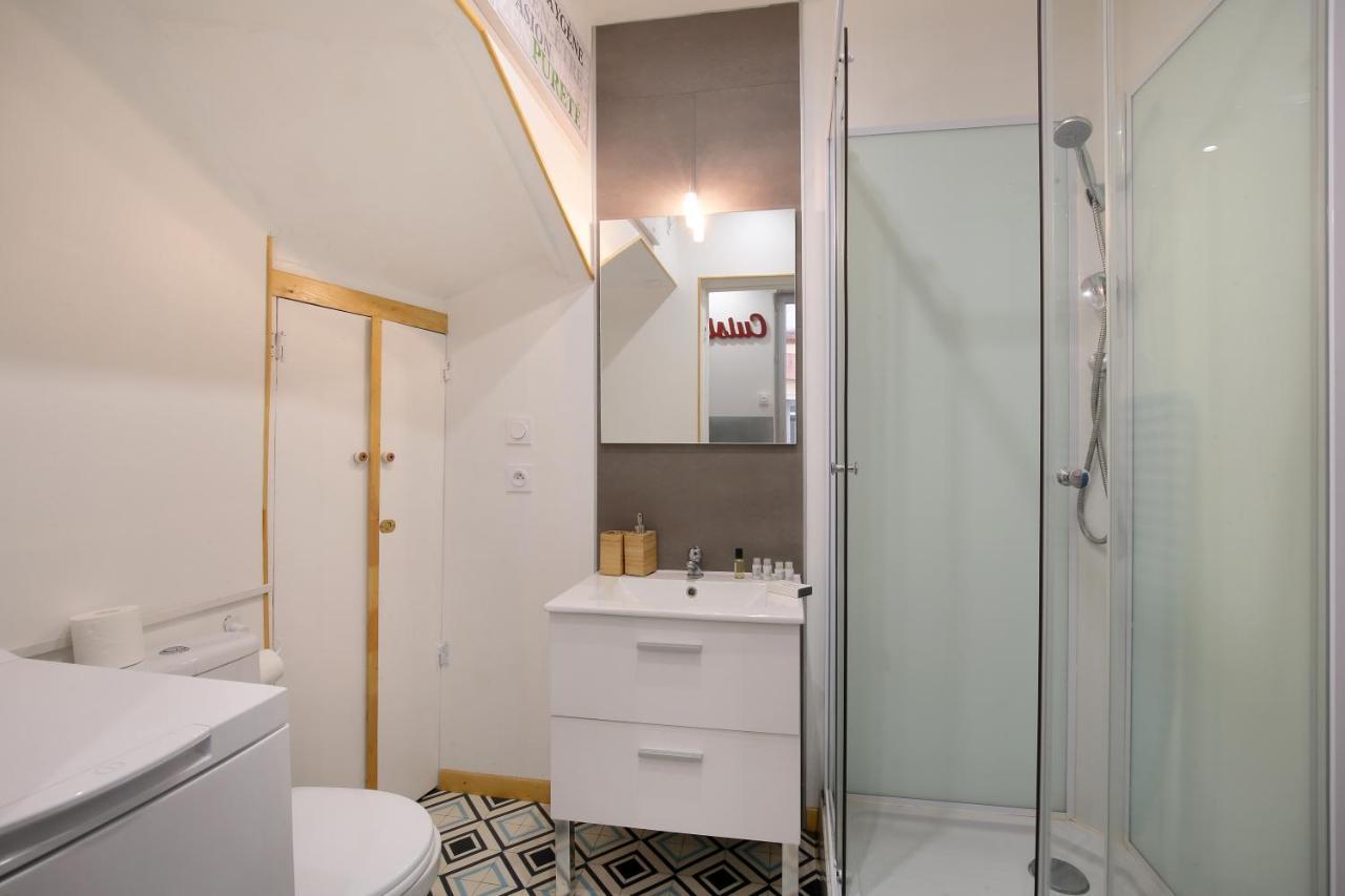 Nid Douillet - 8 Min Capitole Appartement
